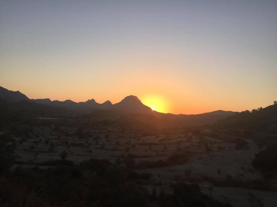 Finca Las Estrellas Relleu Luaran gambar
