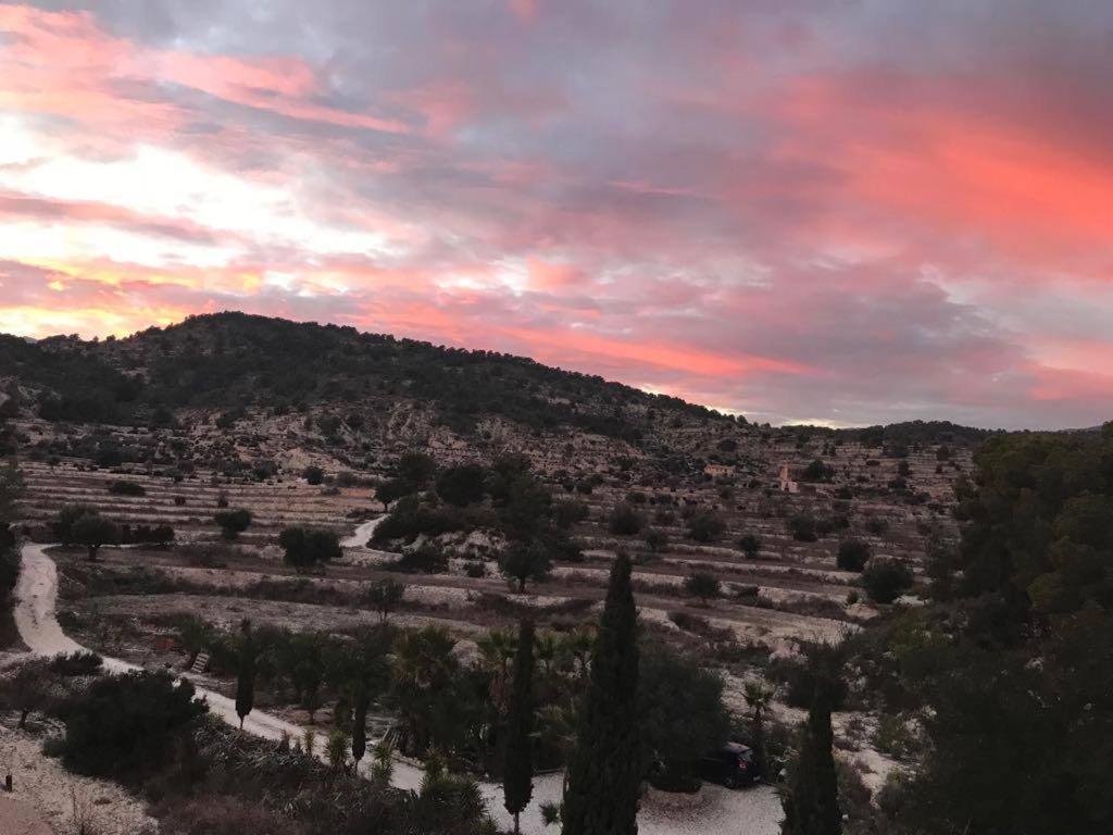 Finca Las Estrellas Relleu Luaran gambar